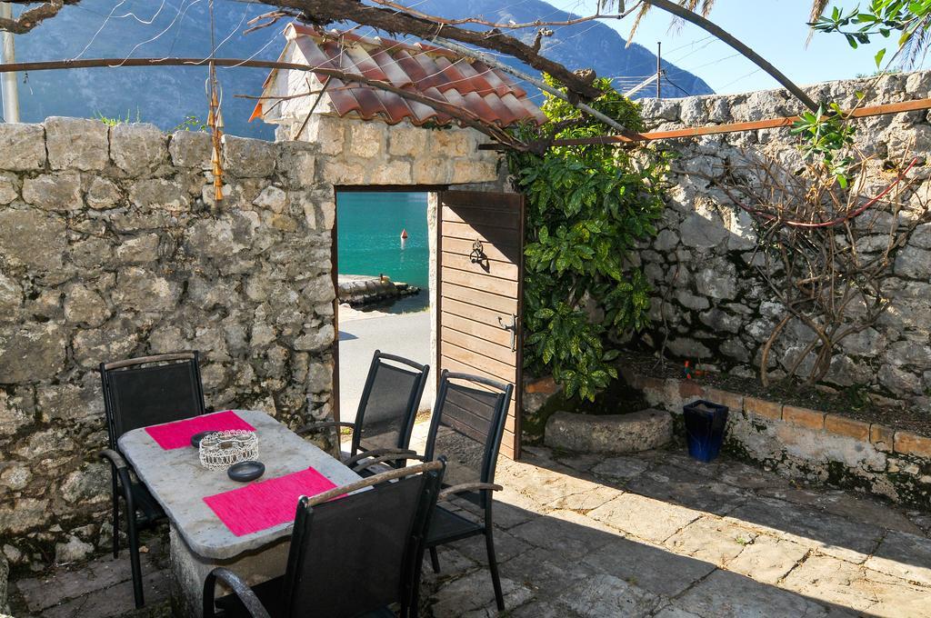 Holiday Home Maris Kotor Exterior photo