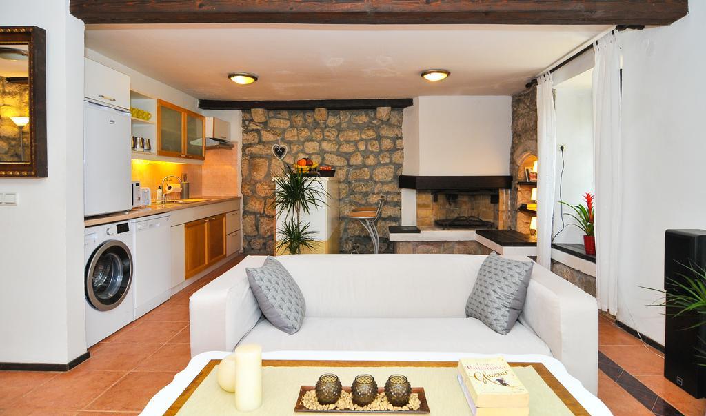 Holiday Home Maris Kotor Exterior photo